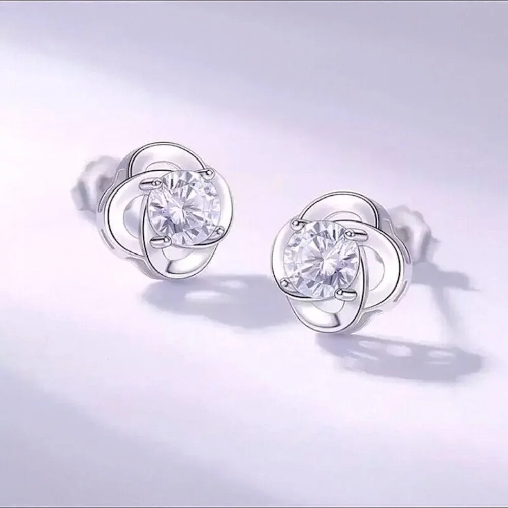 New Beautiful Sterling Silver White Sapphire Stud Earrings